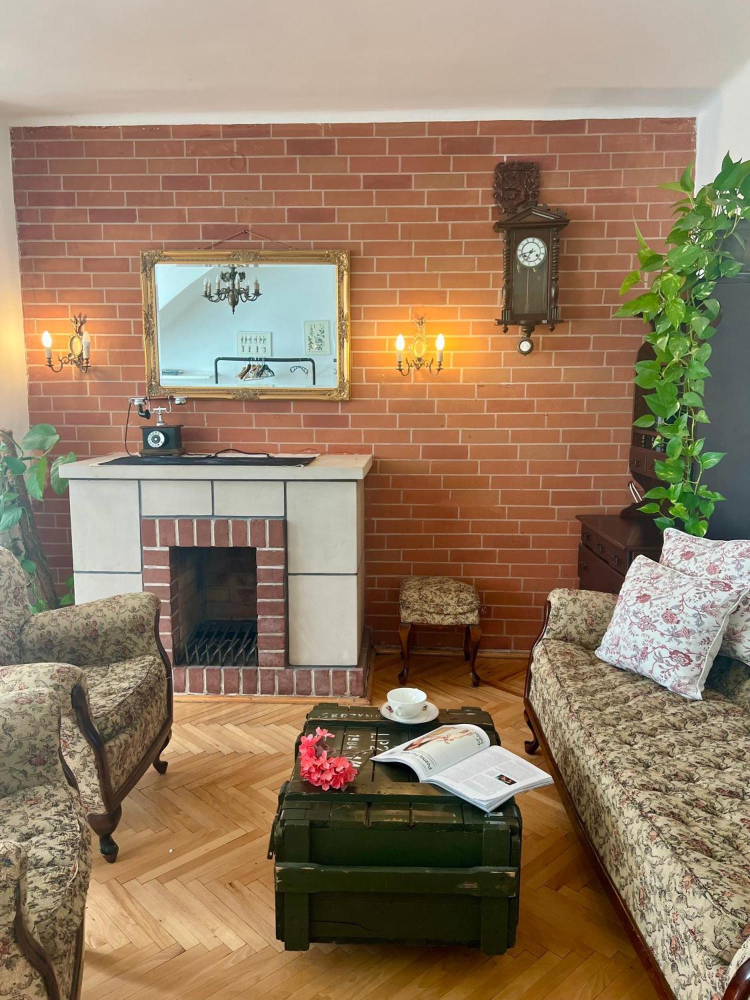 ורשה Apartament W Kamienicy Na Starym Miescie מראה חיצוני תמונה